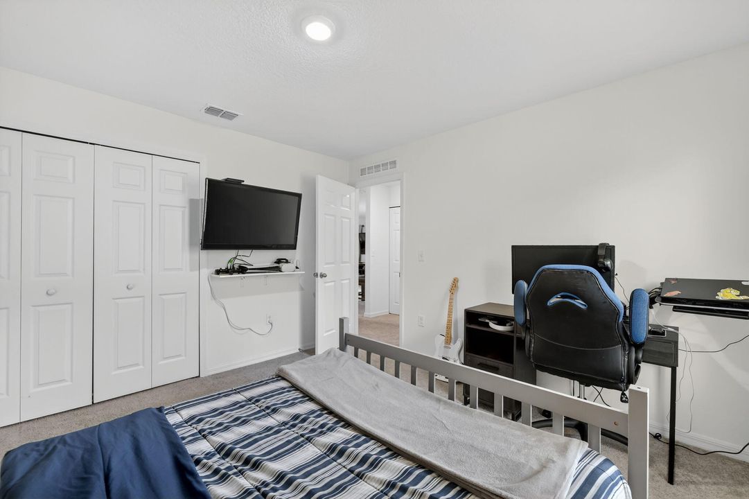 For Sale: $471,000 (4 beds, 2 baths, 2134 Square Feet)