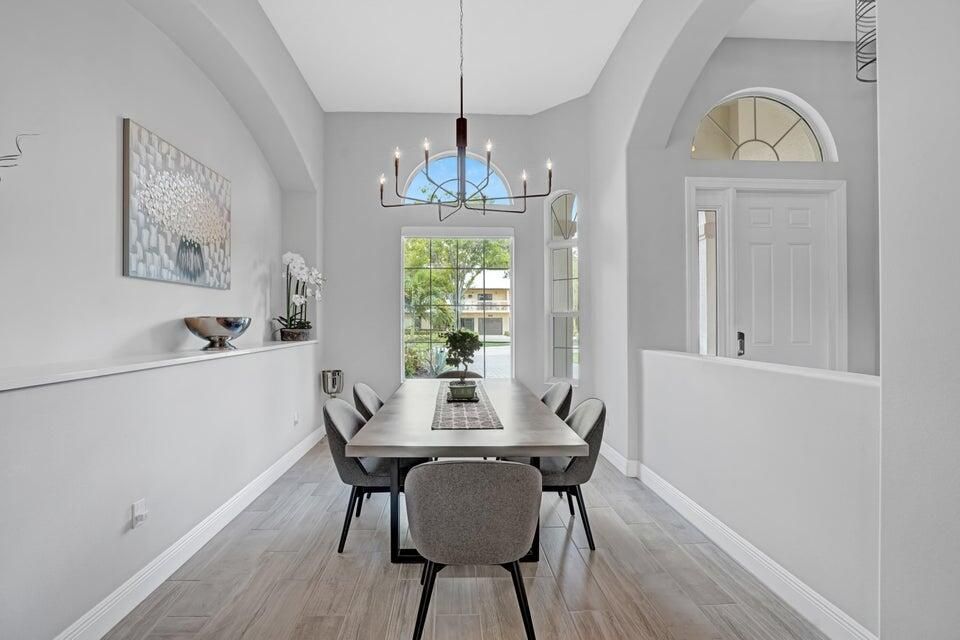 На продажу: $749,900 (3 спален, 3 ванн, 2363 Квадратных фут)