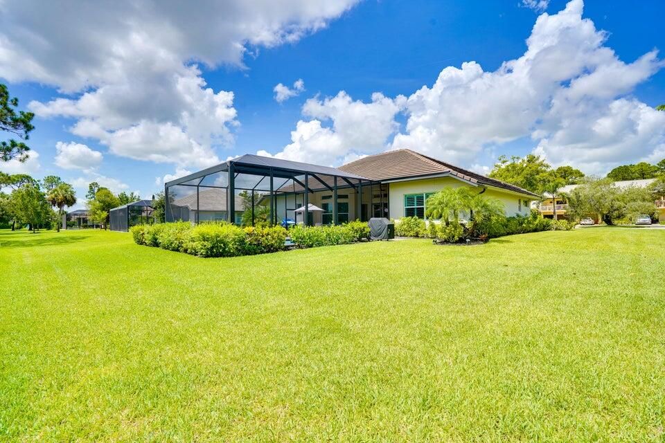 На продажу: $749,900 (3 спален, 3 ванн, 2363 Квадратных фут)