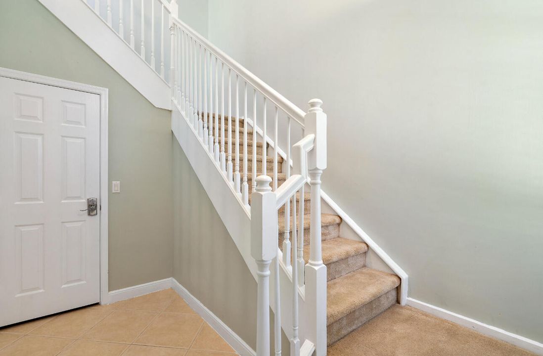 For Rent: $3,700 (2 beds, 2 baths, 1144 Square Feet)