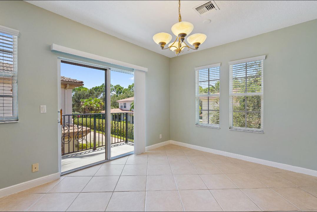 For Rent: $3,700 (2 beds, 2 baths, 1144 Square Feet)