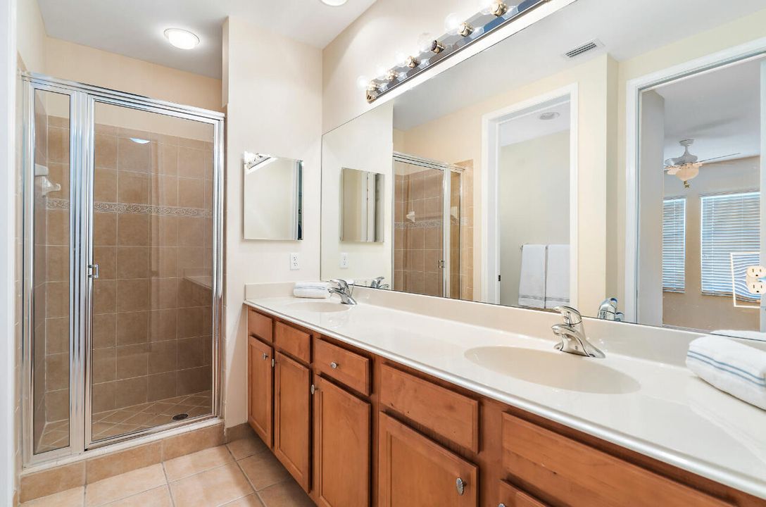 For Rent: $3,700 (2 beds, 2 baths, 1144 Square Feet)