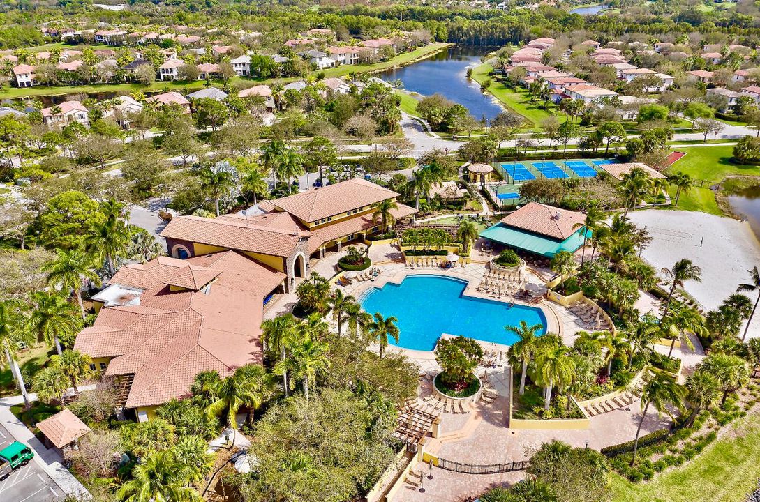 For Rent: $3,700 (2 beds, 2 baths, 1144 Square Feet)