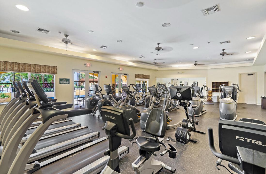 For Rent: $3,700 (2 beds, 2 baths, 1144 Square Feet)