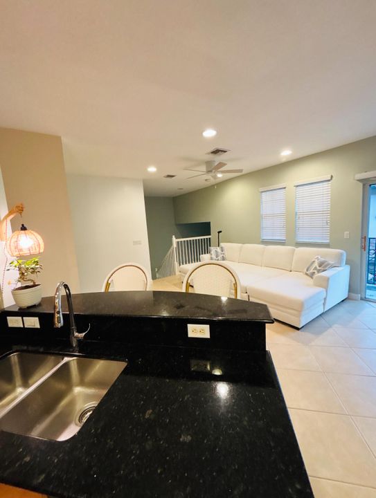 For Rent: $3,700 (2 beds, 2 baths, 1144 Square Feet)