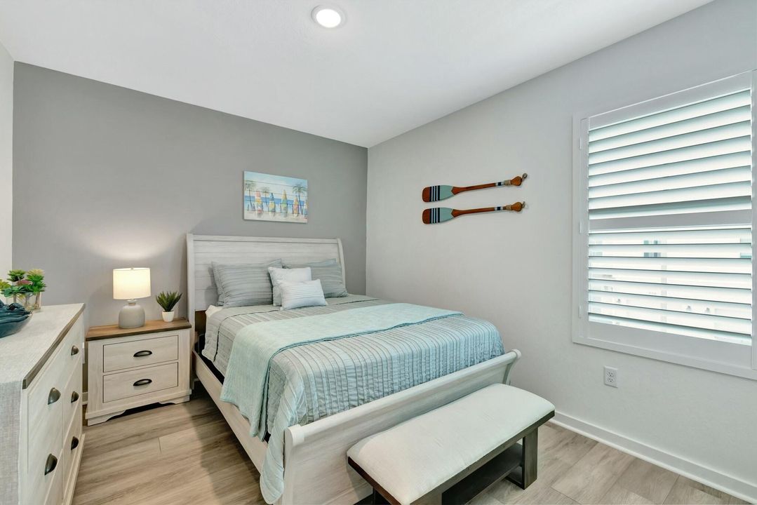 En Venta: $394,000 (4 camas, 2 baños, 2230 Pies cuadrados)