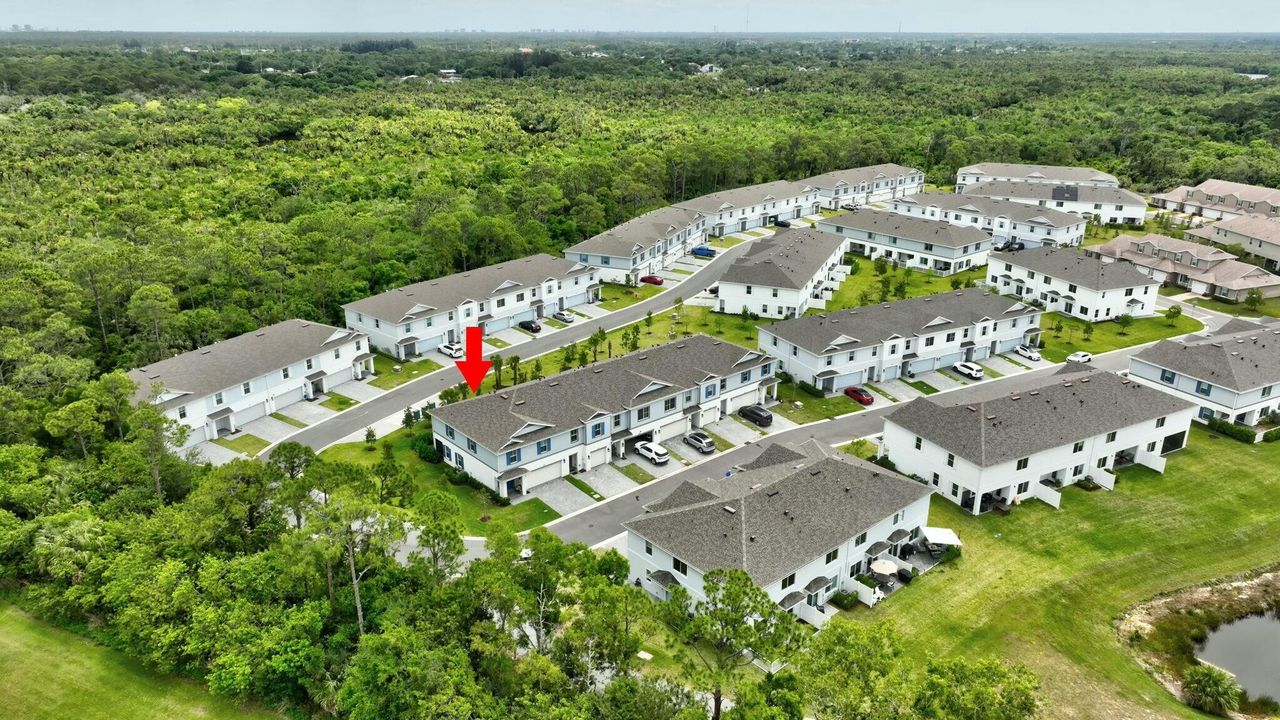 En Venta: $394,000 (4 camas, 2 baños, 2230 Pies cuadrados)