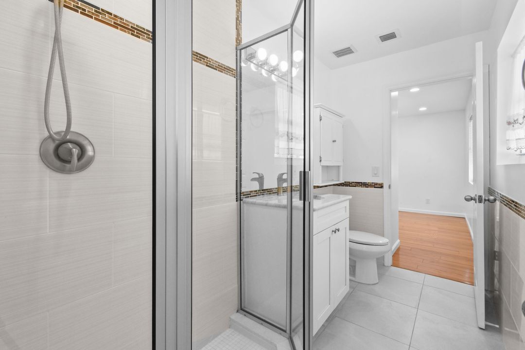 В аренду: $2,175 (2 спален, 1 ванн, 756 Квадратных фут)