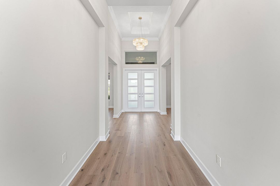 En Venta: $2,950,000 (4 camas, 3 baños, 3461 Pies cuadrados)