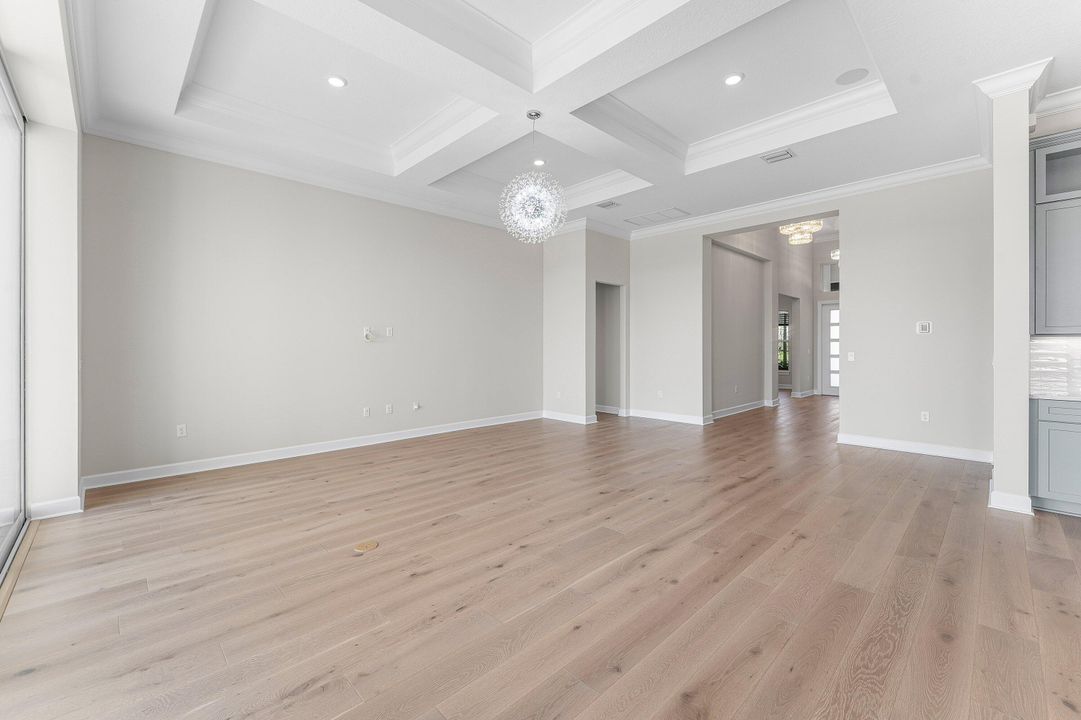 En Venta: $2,950,000 (4 camas, 3 baños, 3461 Pies cuadrados)