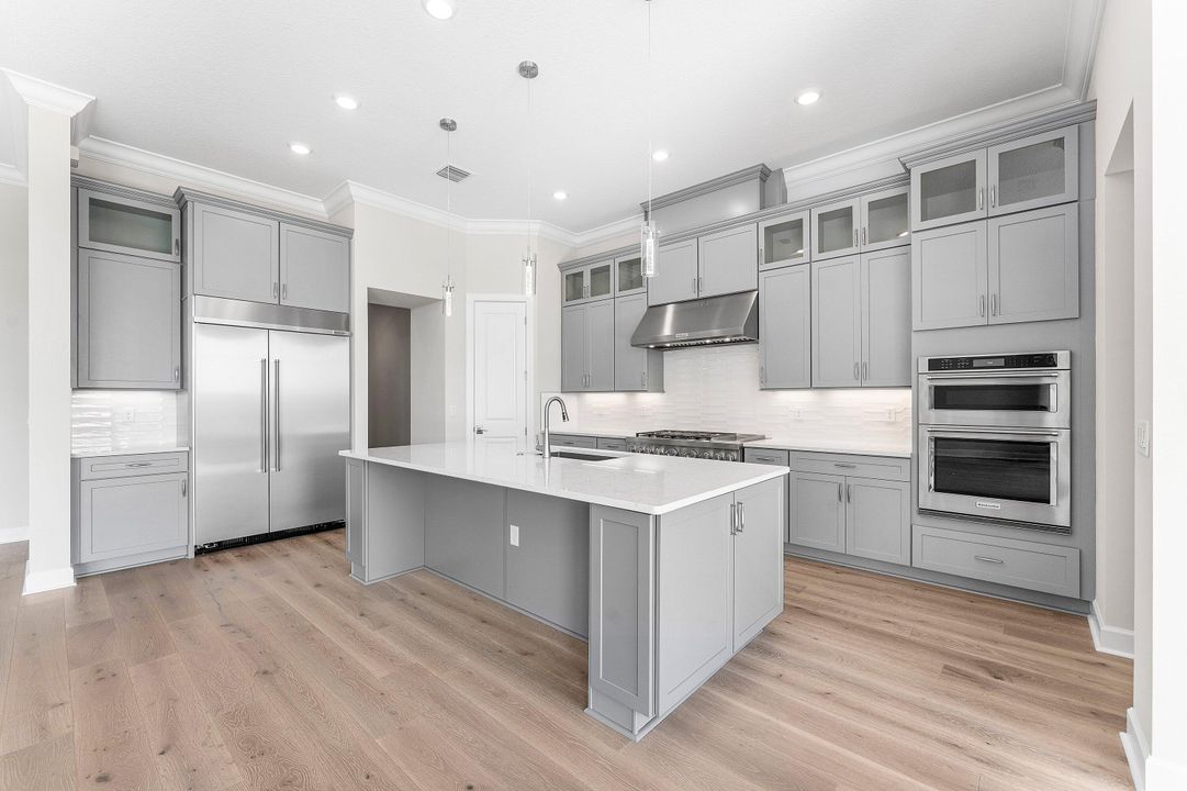 En Venta: $2,950,000 (4 camas, 3 baños, 3461 Pies cuadrados)