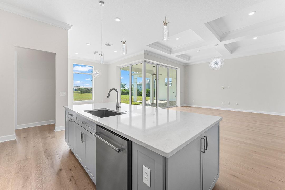 En Venta: $2,950,000 (4 camas, 3 baños, 3461 Pies cuadrados)