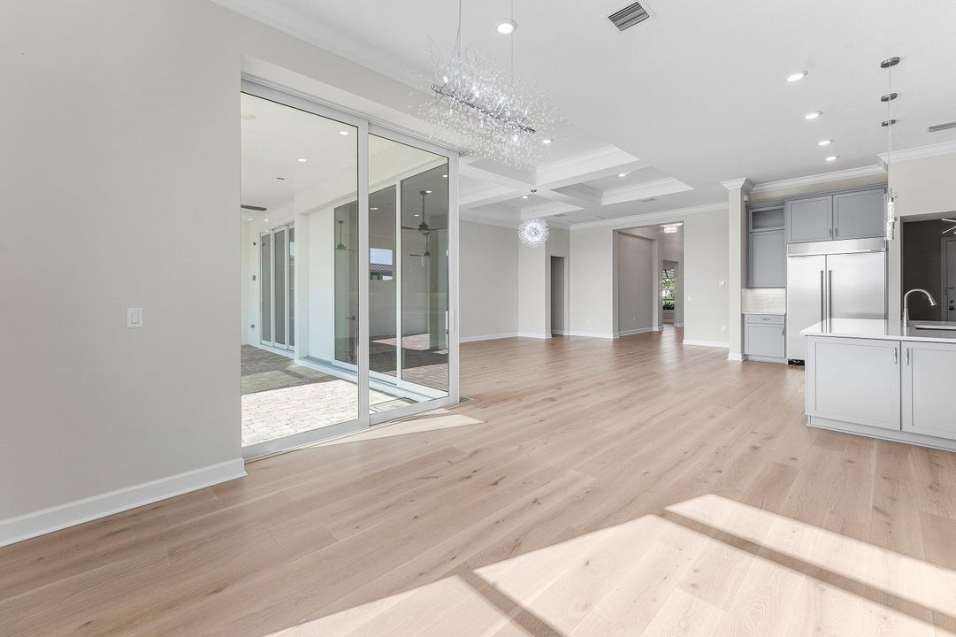 En Venta: $2,950,000 (4 camas, 3 baños, 3461 Pies cuadrados)