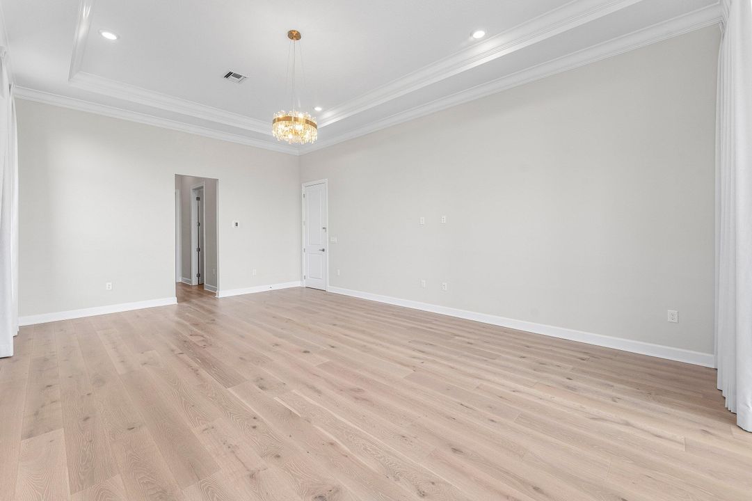 En Venta: $2,950,000 (4 camas, 3 baños, 3461 Pies cuadrados)