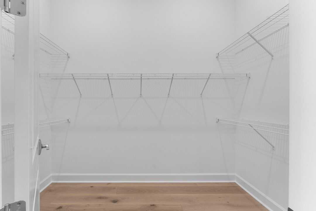 En Venta: $2,950,000 (4 camas, 3 baños, 3461 Pies cuadrados)