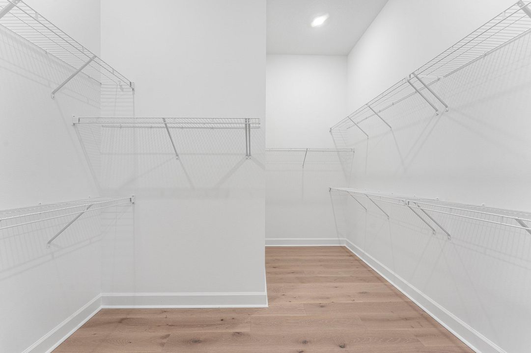 En Venta: $2,950,000 (4 camas, 3 baños, 3461 Pies cuadrados)