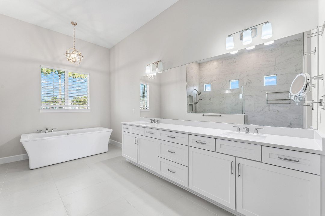 En Venta: $2,950,000 (4 camas, 3 baños, 3461 Pies cuadrados)