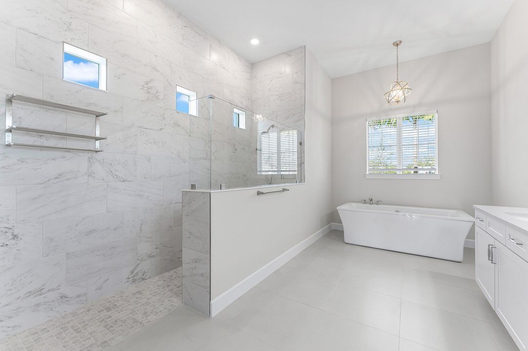 En Venta: $2,950,000 (4 camas, 3 baños, 3461 Pies cuadrados)