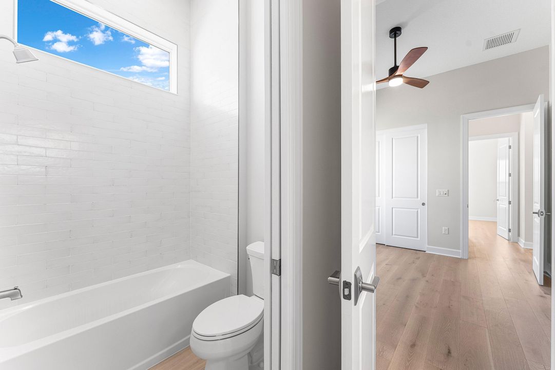 En Venta: $2,950,000 (4 camas, 3 baños, 3461 Pies cuadrados)