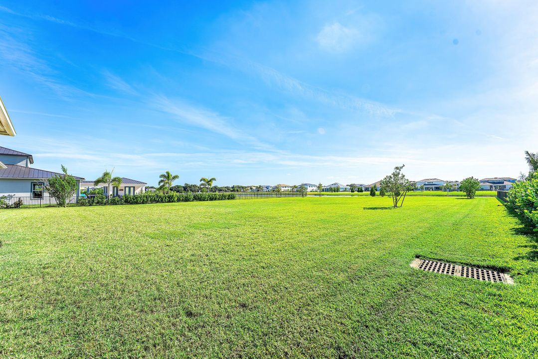 En Venta: $2,950,000 (4 camas, 3 baños, 3461 Pies cuadrados)