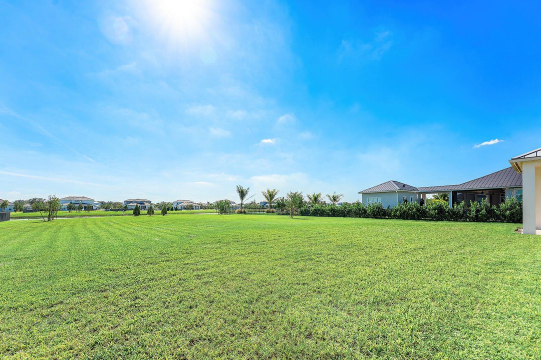 En Venta: $2,950,000 (4 camas, 3 baños, 3461 Pies cuadrados)