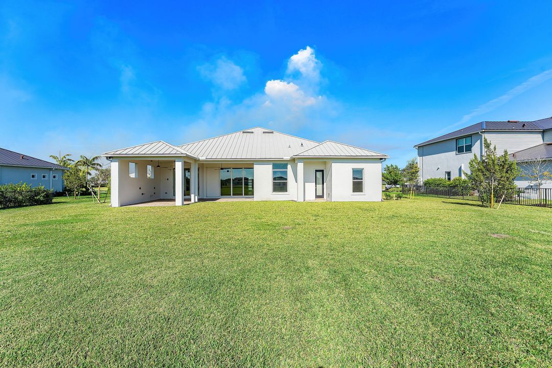 En Venta: $2,950,000 (4 camas, 3 baños, 3461 Pies cuadrados)