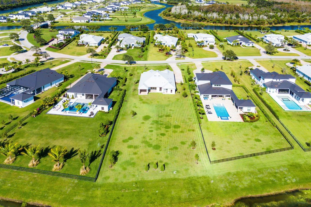 En Venta: $2,950,000 (4 camas, 3 baños, 3461 Pies cuadrados)