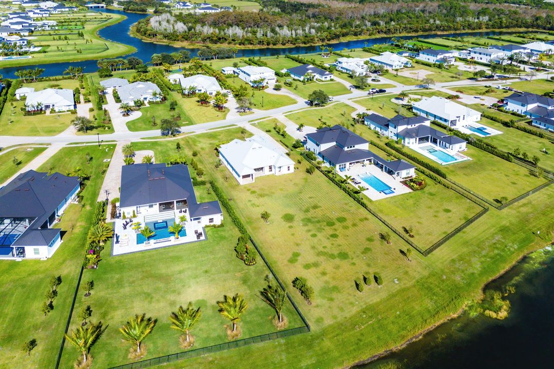 En Venta: $2,950,000 (4 camas, 3 baños, 3461 Pies cuadrados)