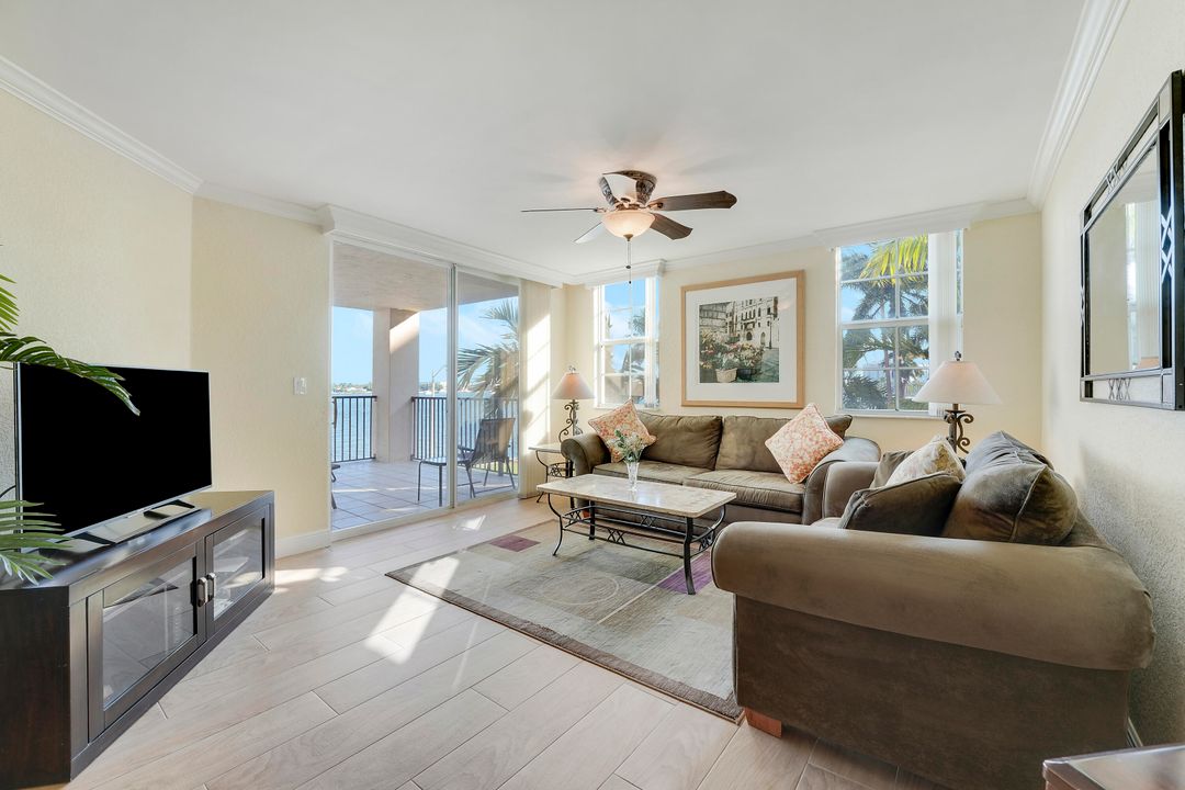 На продажу: $890,000 (3 спален, 2 ванн, 1588 Квадратных фут)