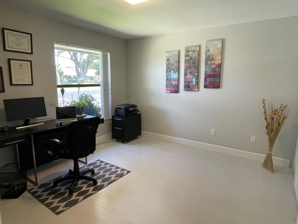 На продажу: $399,000 (2 спален, 2 ванн, 1411 Квадратных фут)