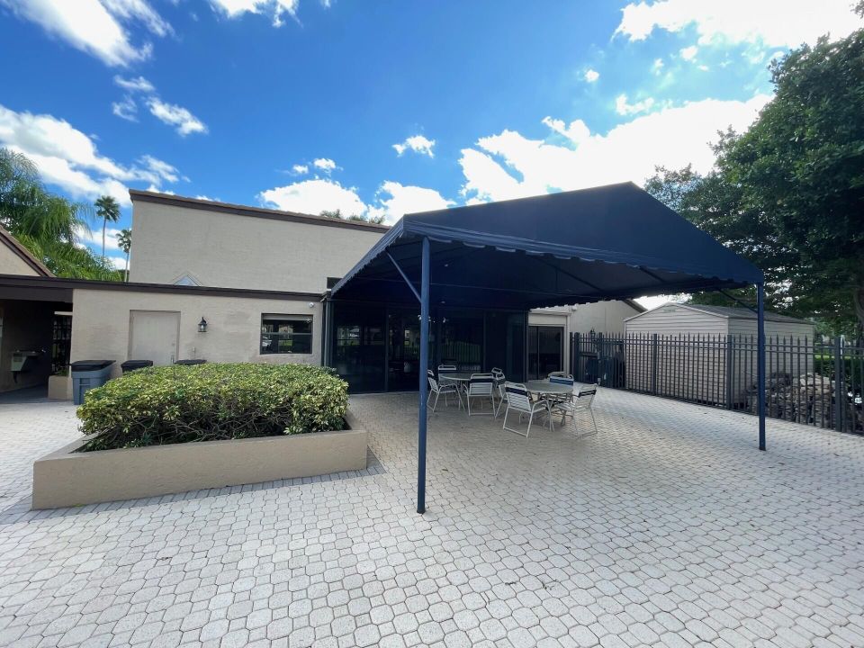 На продажу: $399,000 (2 спален, 2 ванн, 1411 Квадратных фут)