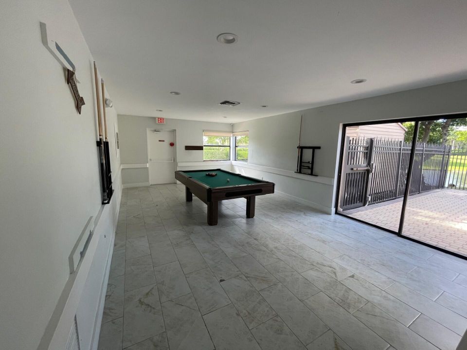 На продажу: $399,000 (2 спален, 2 ванн, 1411 Квадратных фут)