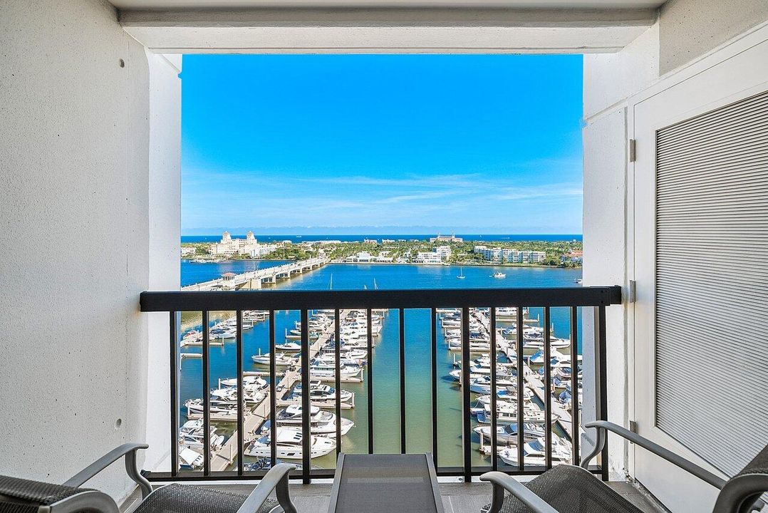 На продажу: $3,795,000 (3 спален, 3 ванн, 2647 Квадратных фут)