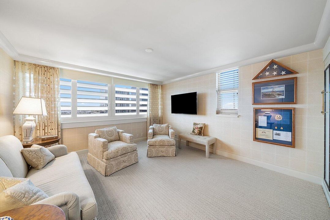 На продажу: $3,795,000 (3 спален, 3 ванн, 2647 Квадратных фут)