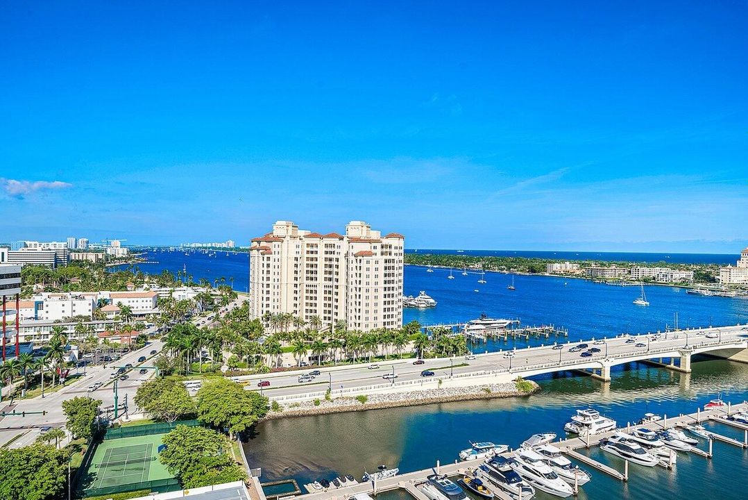 На продажу: $3,795,000 (3 спален, 3 ванн, 2647 Квадратных фут)