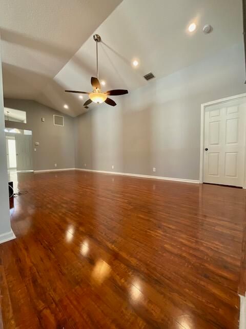 En Renta: $3,800 (3 camas, 2 baños, 1653 Pies cuadrados)