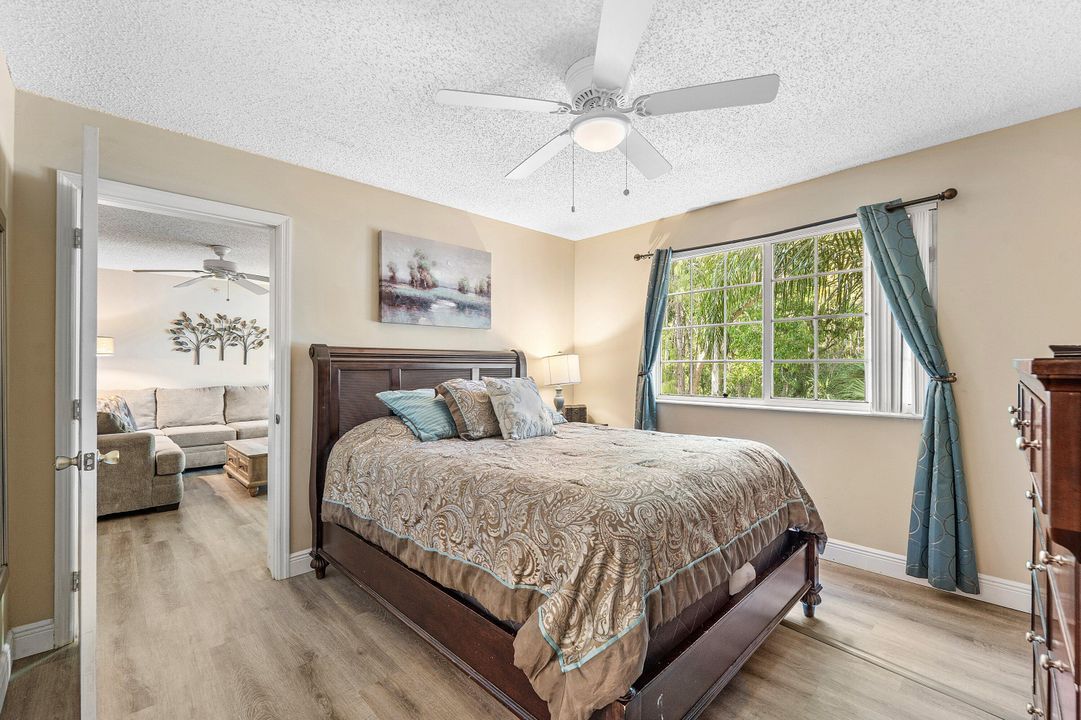 出租: $3,650 (2 贝兹, 2 浴室, 1107 平方英尺)