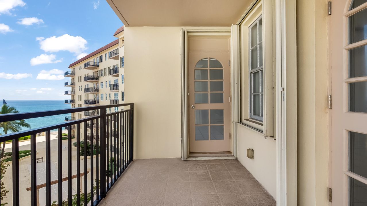 For Sale: $388,888 (2 beds, 2 baths, 1395 Square Feet)