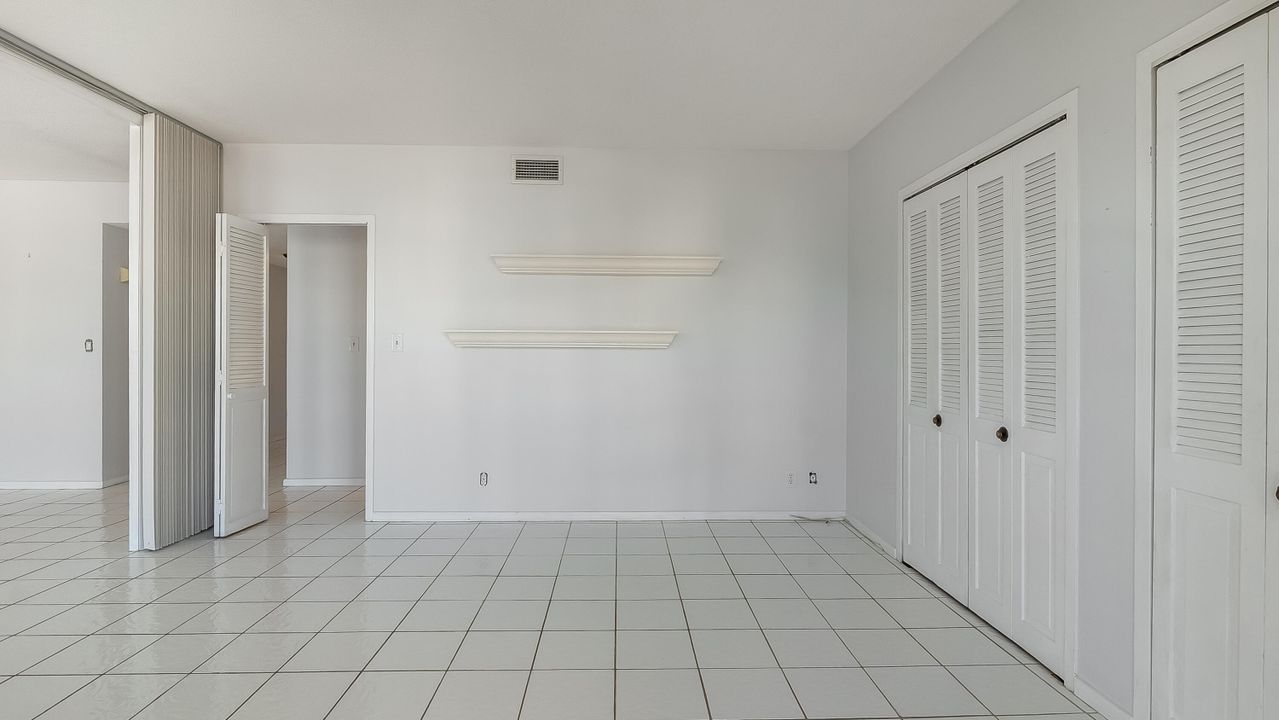 For Sale: $388,888 (2 beds, 2 baths, 1395 Square Feet)