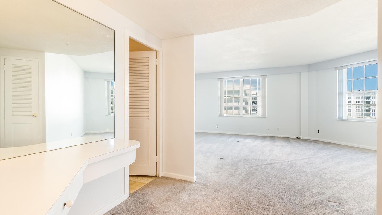 For Sale: $388,888 (2 beds, 2 baths, 1395 Square Feet)