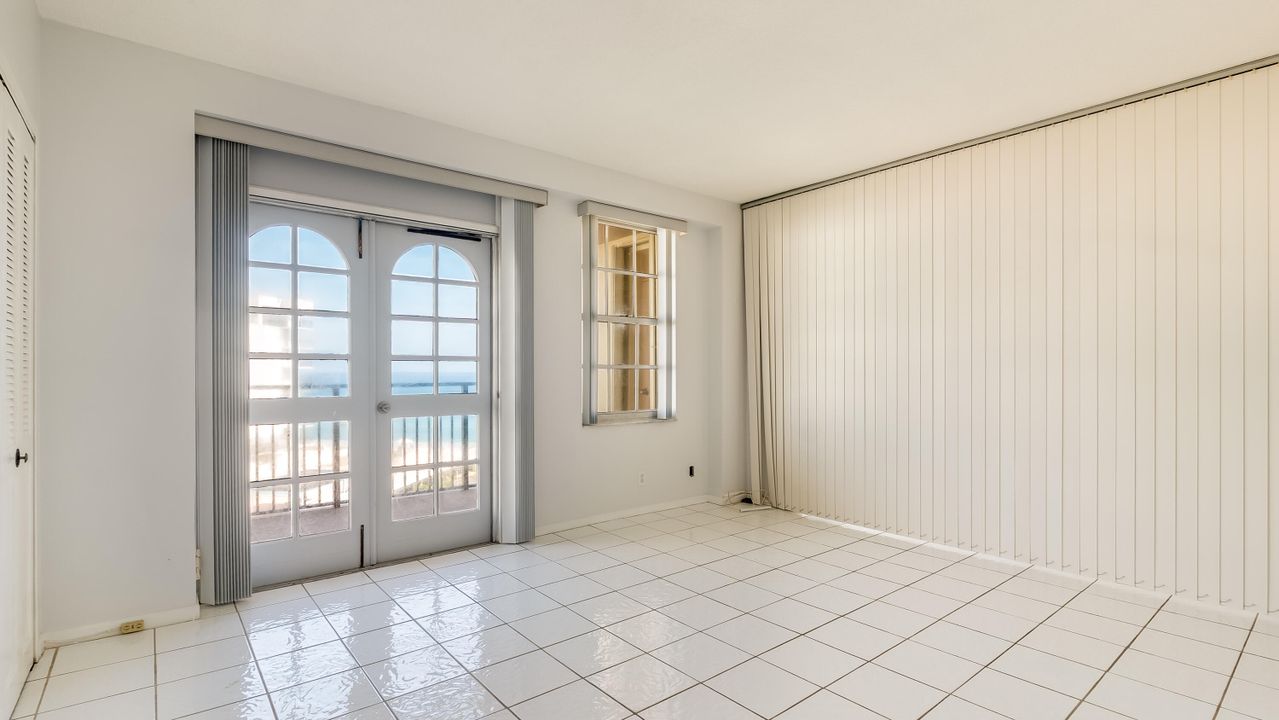 For Sale: $388,888 (2 beds, 2 baths, 1395 Square Feet)