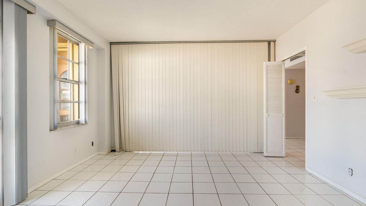 For Sale: $388,888 (2 beds, 2 baths, 1395 Square Feet)