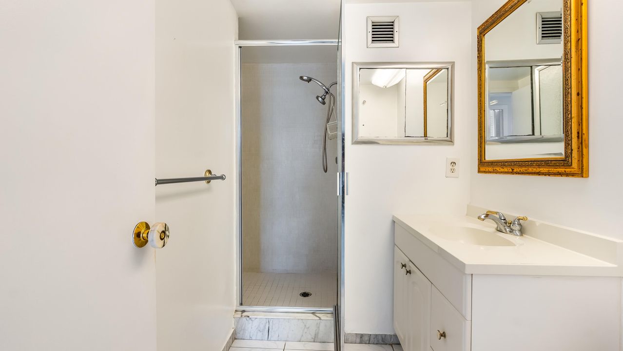 For Sale: $388,888 (2 beds, 2 baths, 1395 Square Feet)