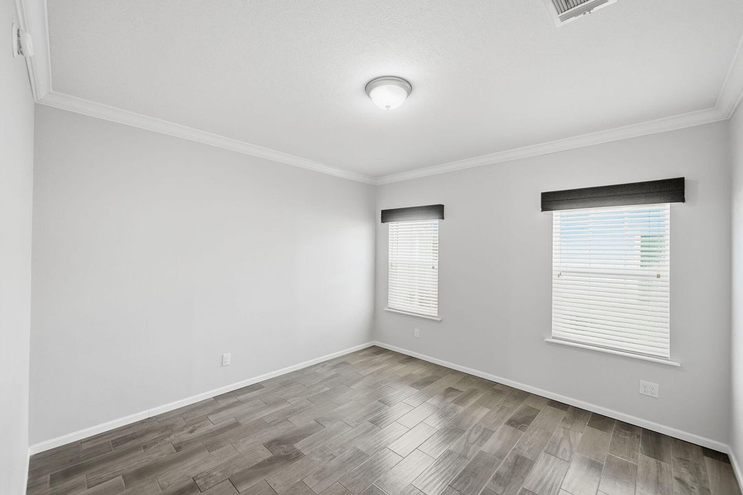 待售: $279,000 (2 贝兹, 2 浴室, 1144 平方英尺)