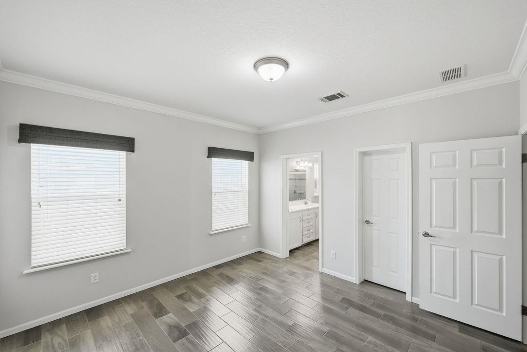 待售: $279,000 (2 贝兹, 2 浴室, 1144 平方英尺)