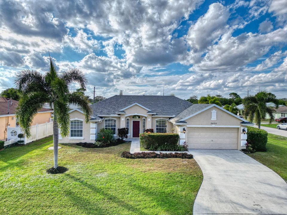 For Sale: $495,000 (4 beds, 3 baths, 2028 Square Feet)