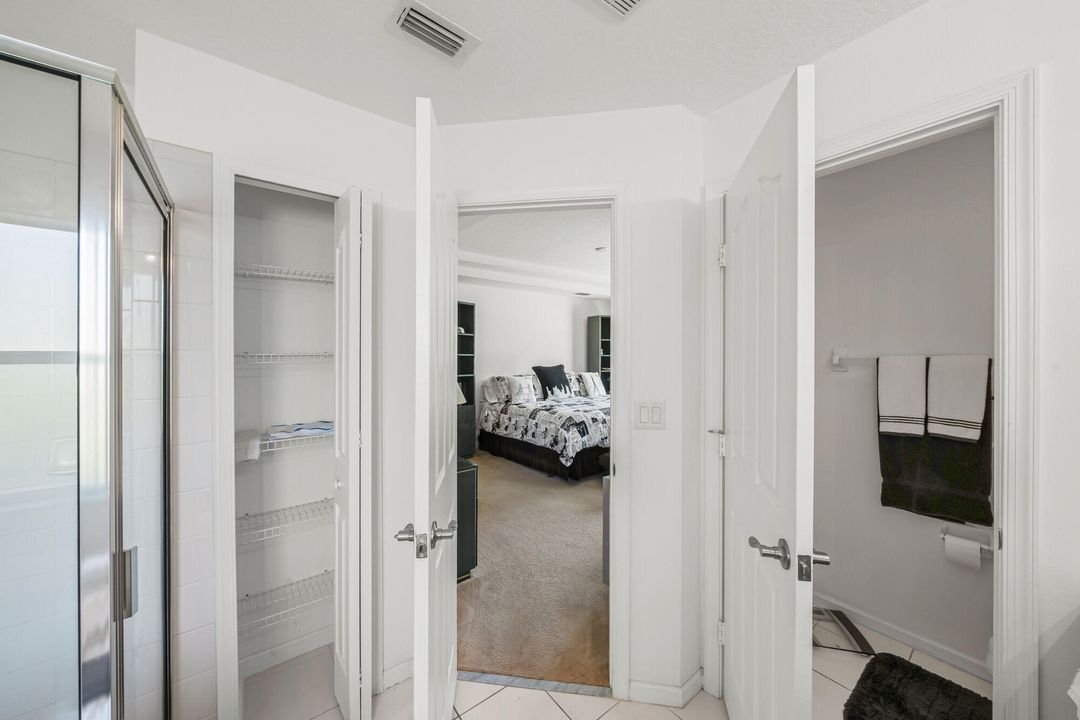 For Sale: $495,000 (4 beds, 3 baths, 2028 Square Feet)