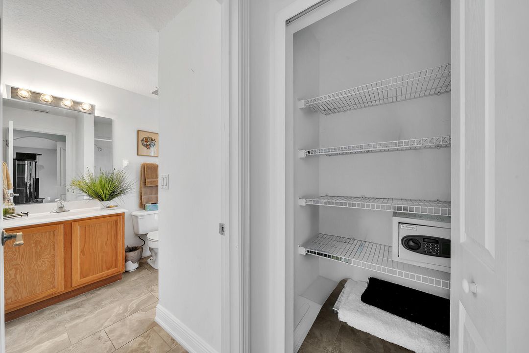 For Sale: $495,000 (4 beds, 3 baths, 2028 Square Feet)