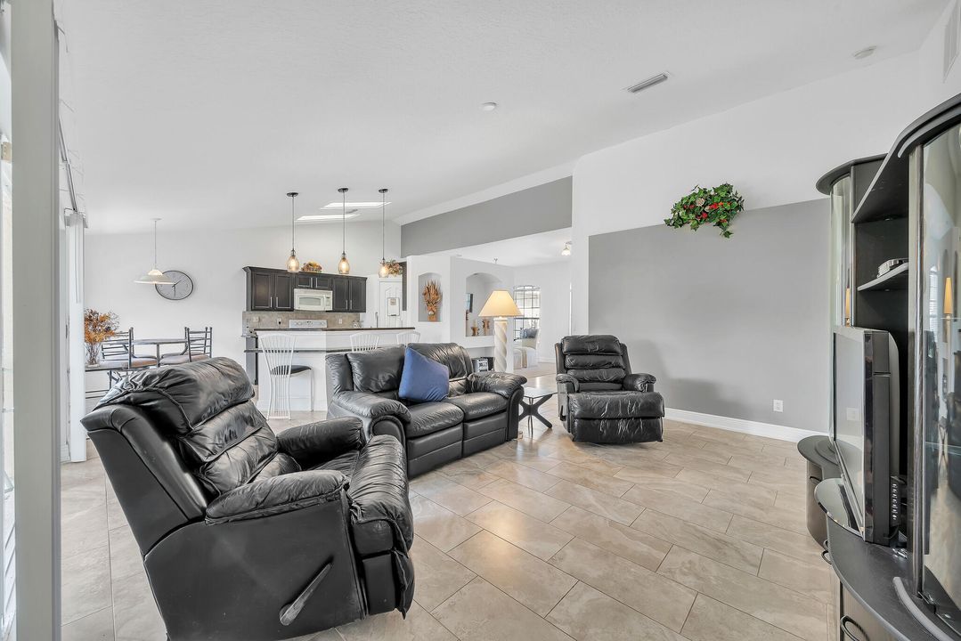 For Sale: $495,000 (4 beds, 3 baths, 2028 Square Feet)