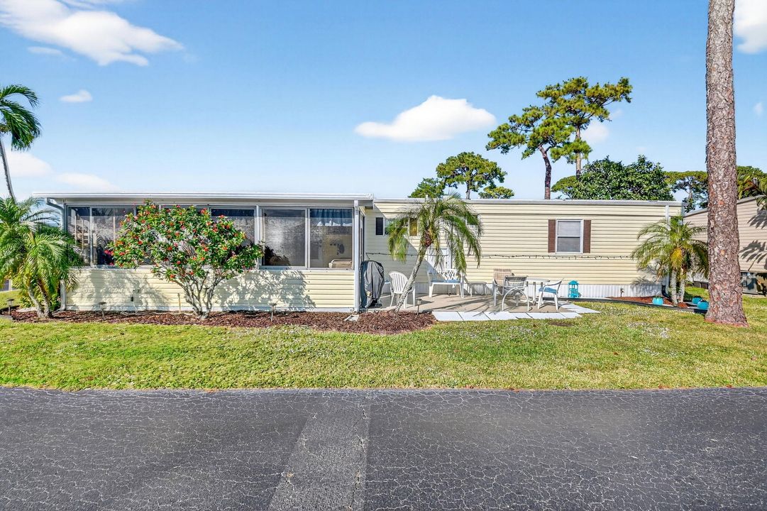 En Venta: $167,900 (3 camas, 2 baños, 1296 Pies cuadrados)